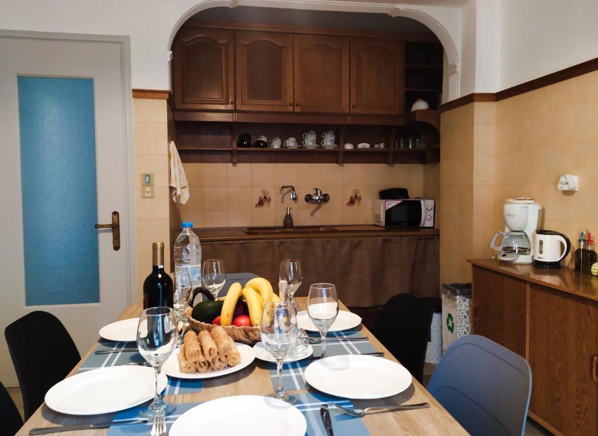 Apartment 94M2, Center Of Sitia, Wifi, 350M Beach ภายนอก รูปภาพ